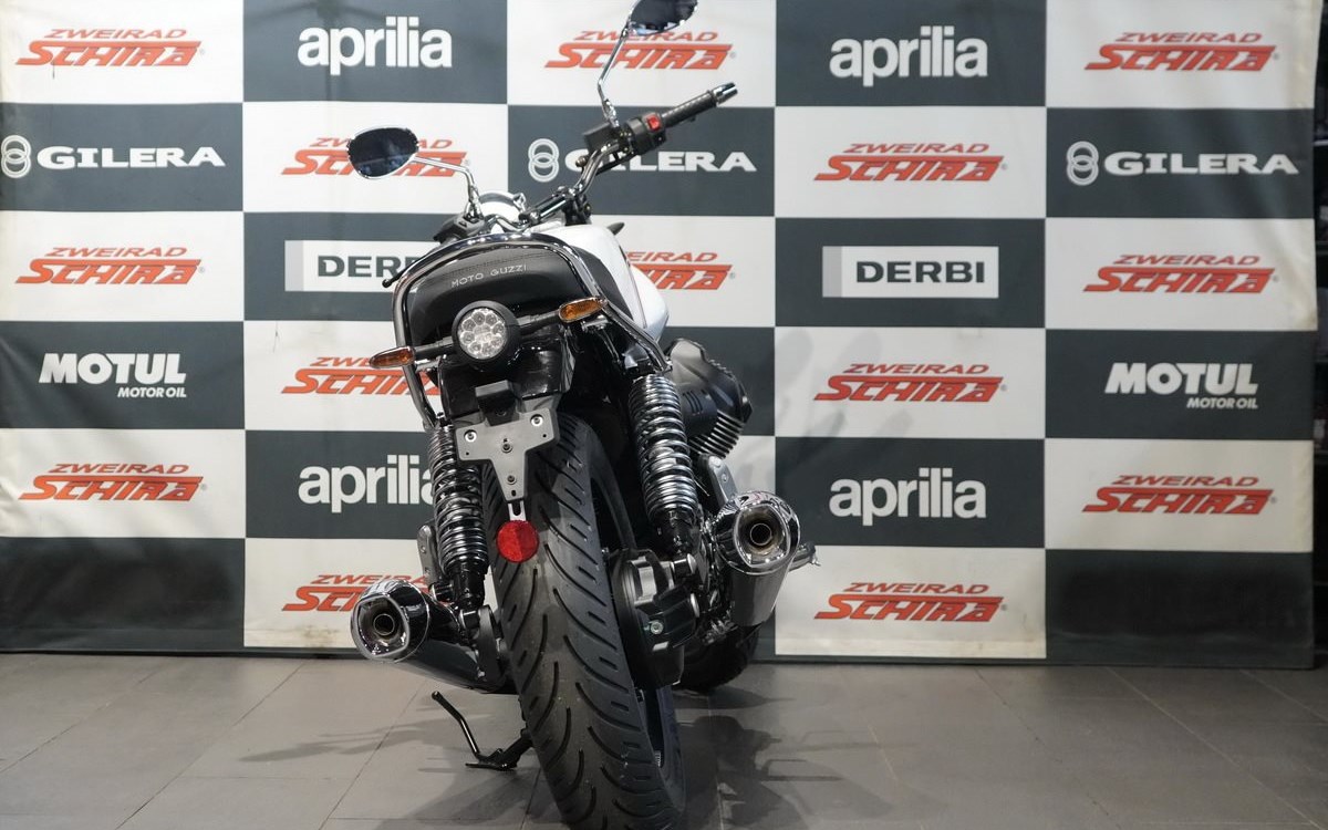 Zum Vergrößern bitte anklicken! Angebot Moto Guzzi V7 Special