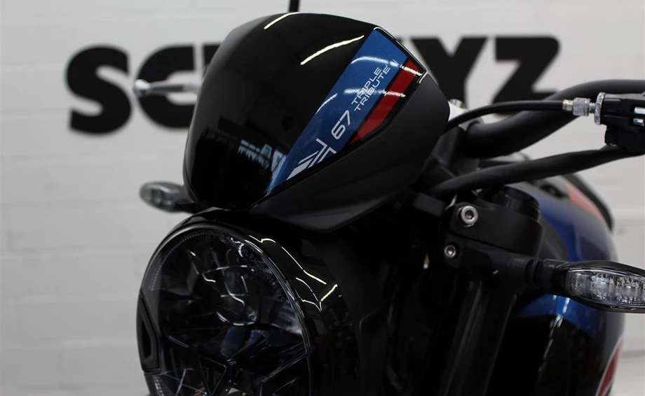 Angebot Triumph Trident 660 Triple Tribute Bild 7: Angebot Triumph Trident 660 Triple Tribute