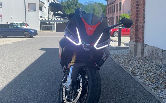 Gebrauchtmotorrad Aprilia RS 660 - Bild 1 Gebrauchtmotorrad Aprilia RS 660 - Bild 1