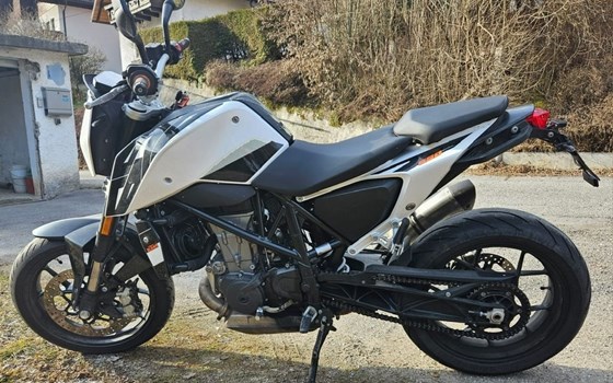 Gebrauchtmotorrad KTM 690 Duke - Bild 2 Gebrauchtmotorrad KTM 690 Duke - Bild 2