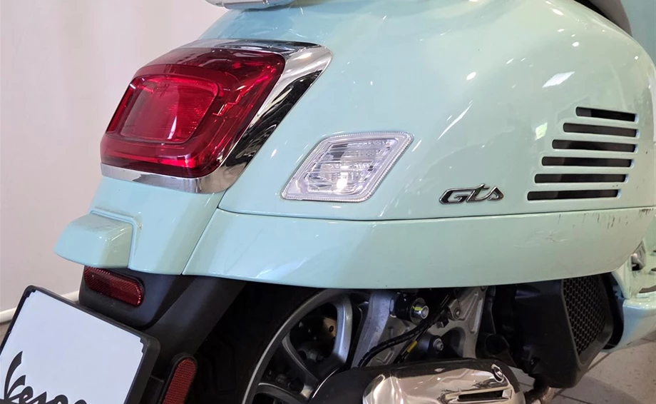 Angebot Vespa GTS 125 Bild 2: Angebot Vespa GTS 125