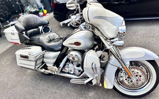 Gebrauchtmotorrad Harley-Davidson CVO FLHTCUSE Ultra Classic Electra Glide - Bild 1 Gebrauchtmotorrad Harley-Davidson CVO FLHTCUSE Ultra Classic Electra Glide - Bild 1
