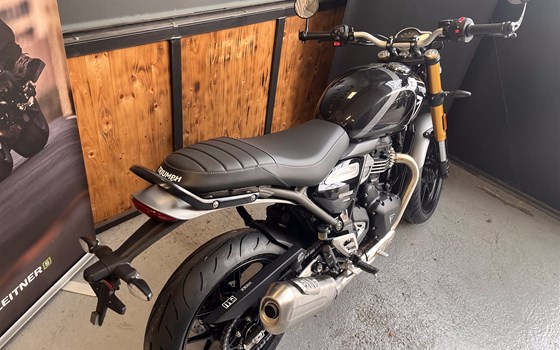 Neufahrzeug Triumph Speed 400 - Bild 10 Neufahrzeug Triumph Speed 400 - Bild 10