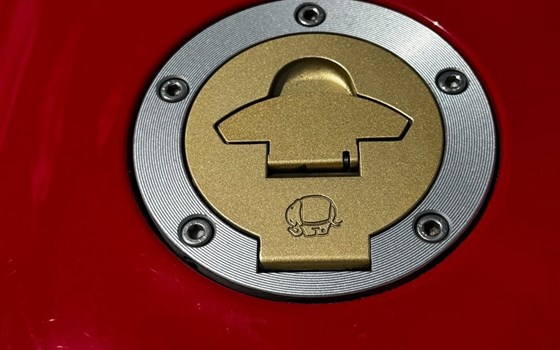 Gebrauchtmotorrad Ducati 916 SP (SP1-SP3) - Bild 6 Gebrauchtmotorrad Ducati 916 SP (SP1-SP3) - Bild 6