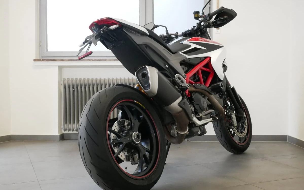 Zum Vergrößern bitte anklicken! Angebot Ducati Hypermotard 821