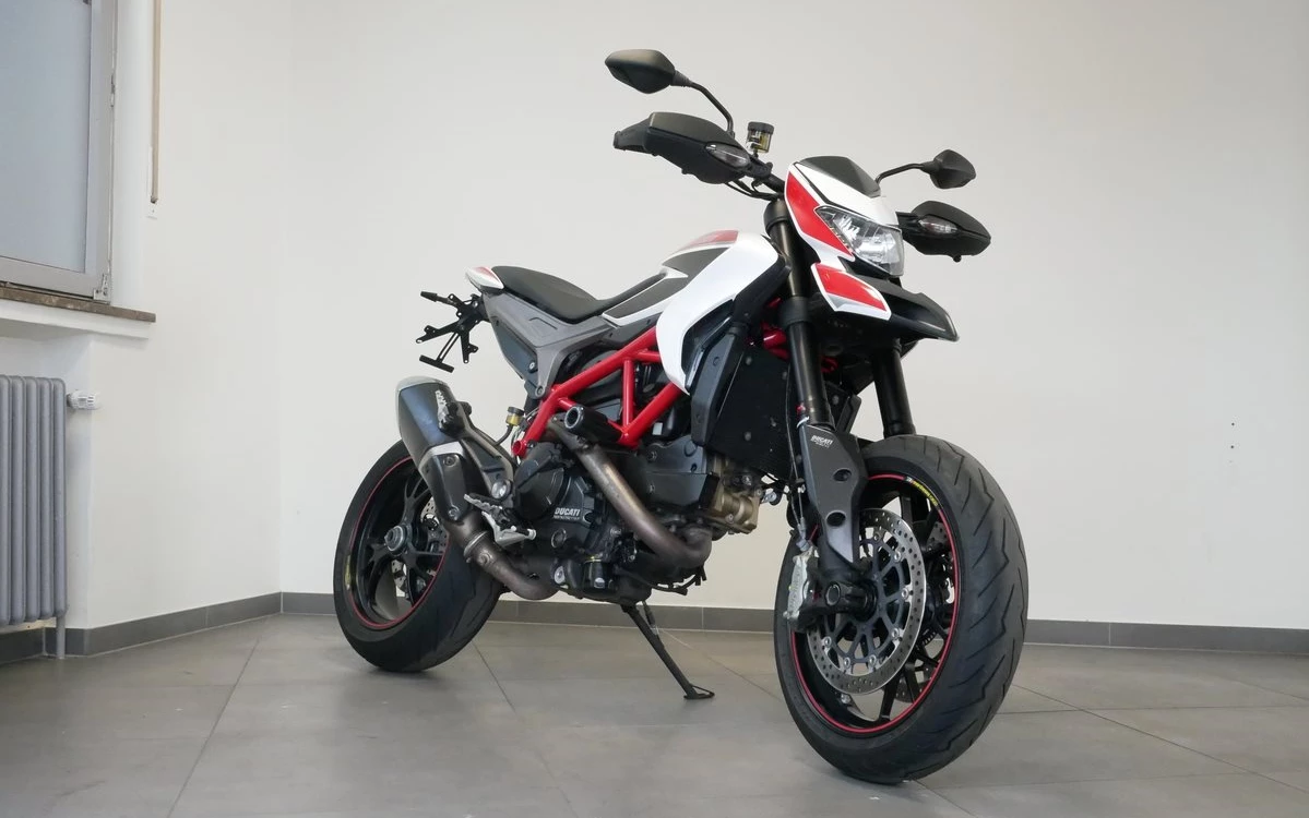 Zum Vergrößern bitte anklicken! Angebot Ducati Hypermotard 821