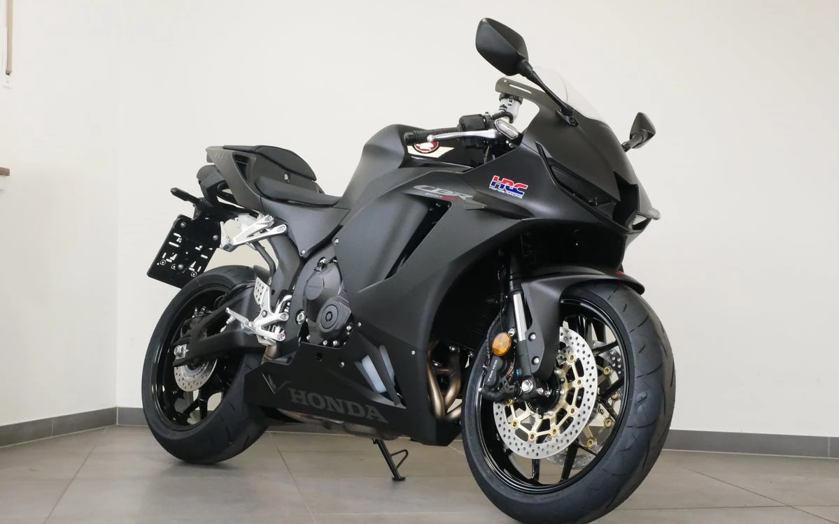 Zum Vergrößern bitte anklicken! Angebot Honda CBR600RR