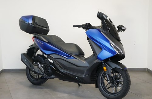 Neumotorrad Honda Forza 125