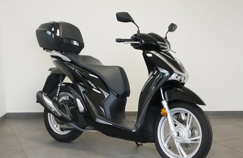 Gebrauchtmotorrad Honda SH125i