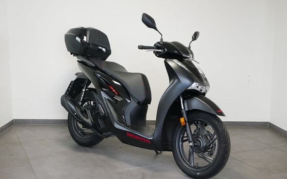 Gebrauchtmotorrad Honda SH150i - Bild 1