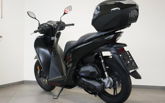 Gebrauchtmotorrad Honda SH150i - Bild 10