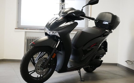 Gebrauchtmotorrad Honda SH150i - Bild 2