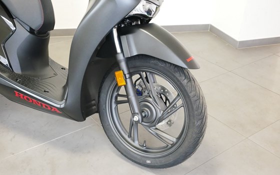 Gebrauchtmotorrad Honda SH150i - Bild 6