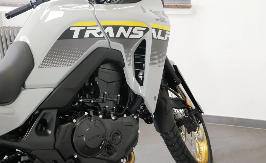 Offer Honda XL750 Transalp Bild 14: Offer Honda XL750 Transalp