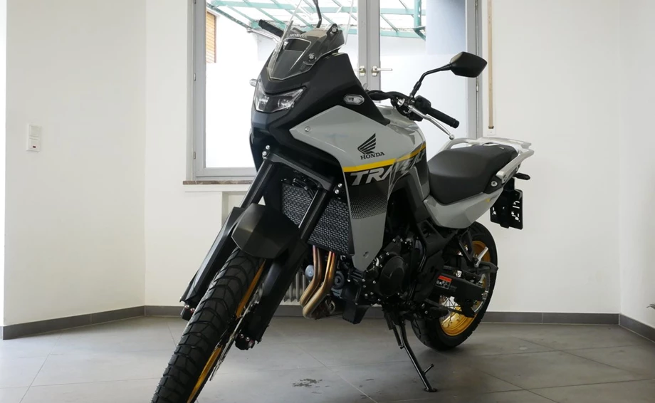 Offer Honda XL750 Transalp Bild 2: Offer Honda XL750 Transalp