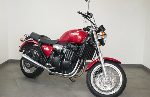 Gebrauchtmotorrad Triumph Legend TT