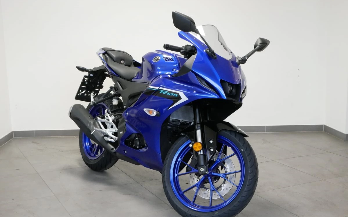 Zum Vergrößern bitte anklicken! Angebot Yamaha R125