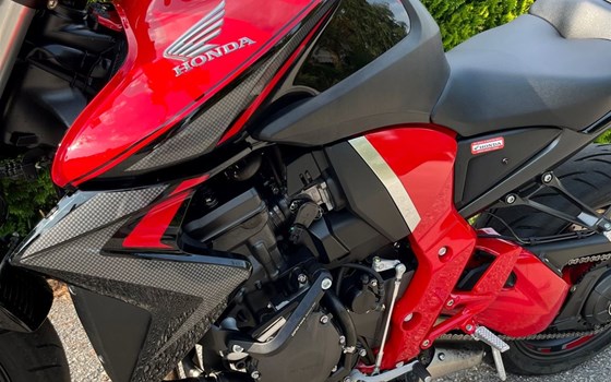 Gebrauchtmotorrad Honda CB 1000 R - Bild 2 Gebrauchtmotorrad Honda CB 1000 R - Bild 2