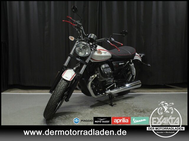 Moto Guzzi V9 Roamer