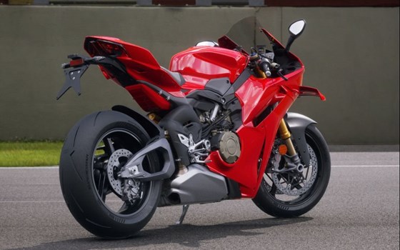 Gebrauchtmotorrad Ducati Panigale V4 S - Bild 2