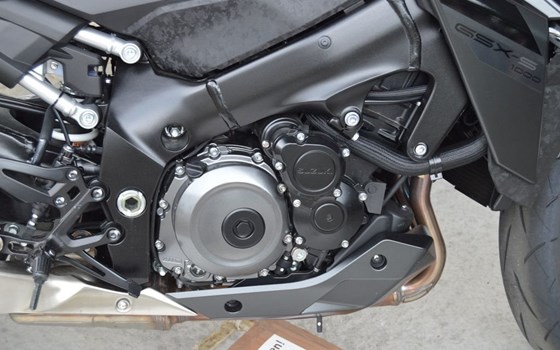Gebrauchtmotorrad Suzuki GSX-S1000 - Bild 11