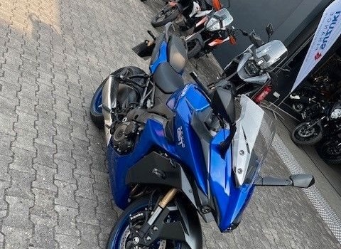 Gebrauchtmotorrad Suzuki GSX-S1000GT - Bild 5