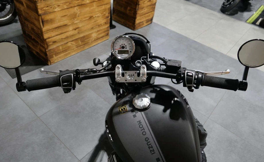 Angebot Moto Guzzi V9 Bobber Bild 7: Angebot Moto Guzzi V9 Bobber