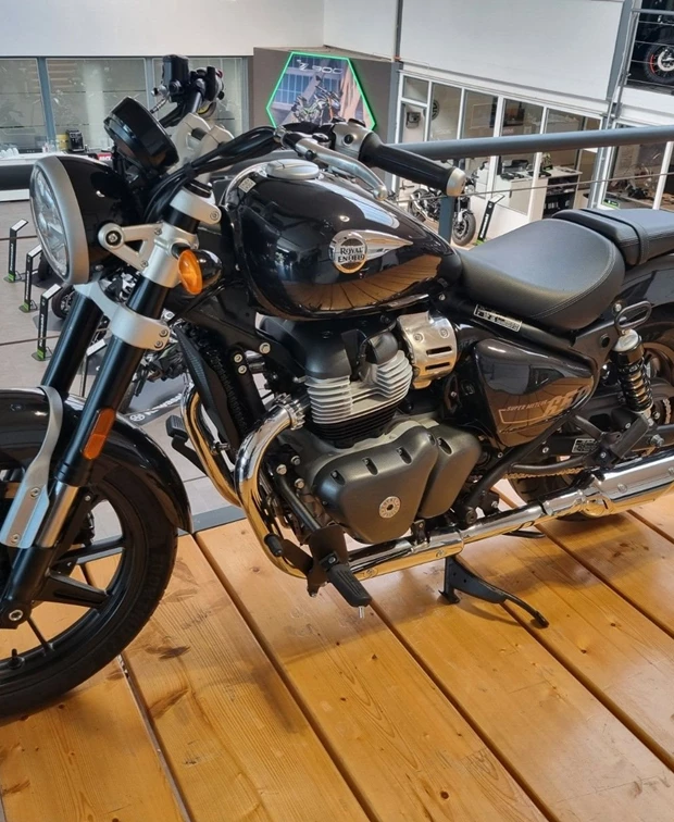 Royal Enfield Super Meteor 650