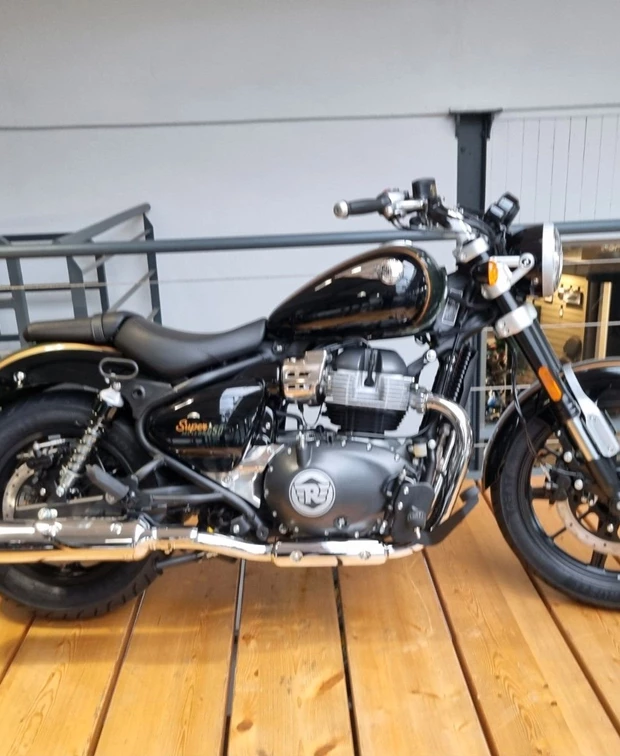 Royal Enfield Super Meteor 650