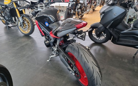 Gebrauchtmotorrad Triumph Street Triple - Bild 4