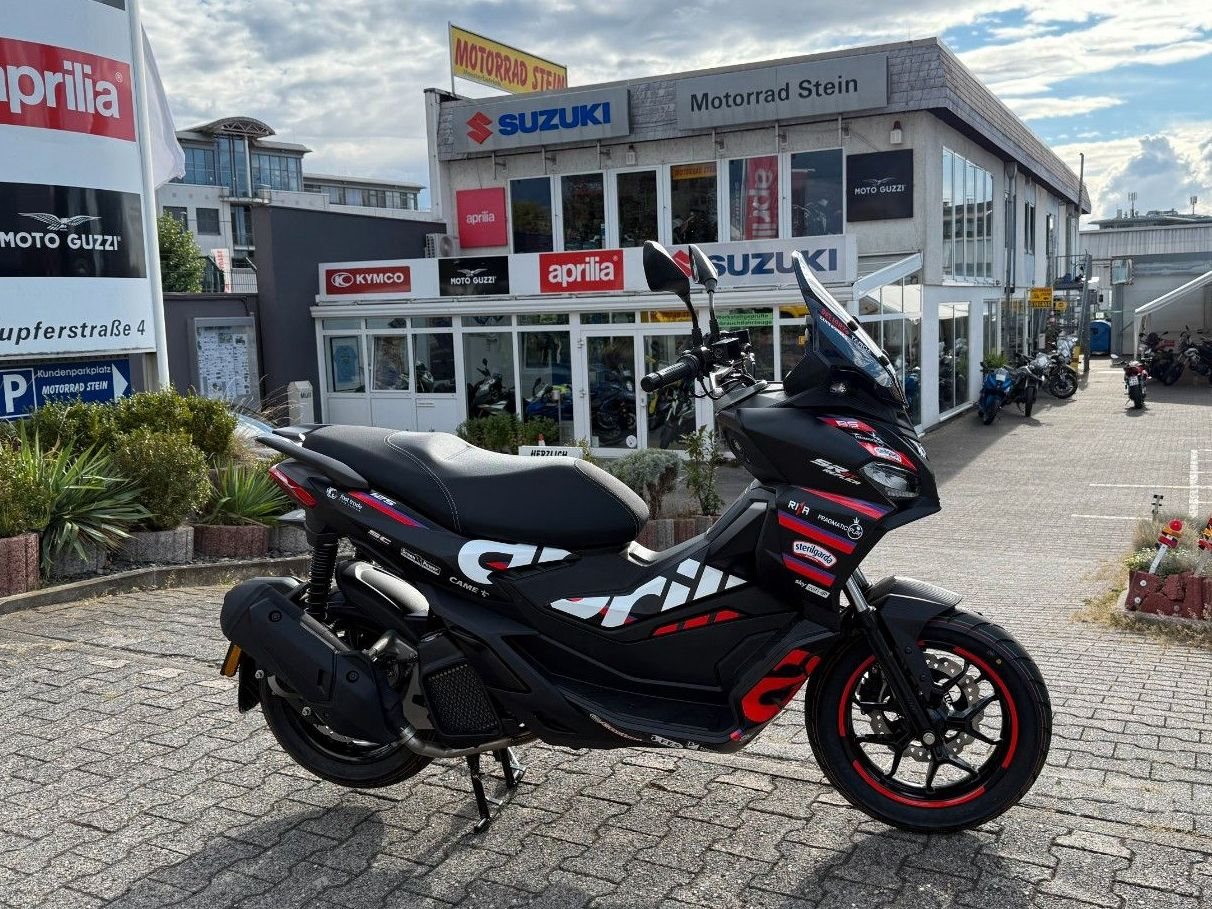 Aprilia SR GT Replica 125