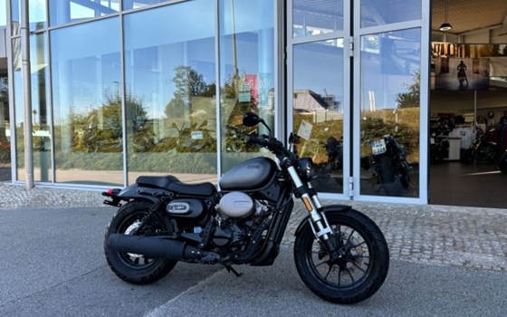 Gebrauchtmotorrad Hyosung GV 300i S Aquila EVO ABS - Bild 3