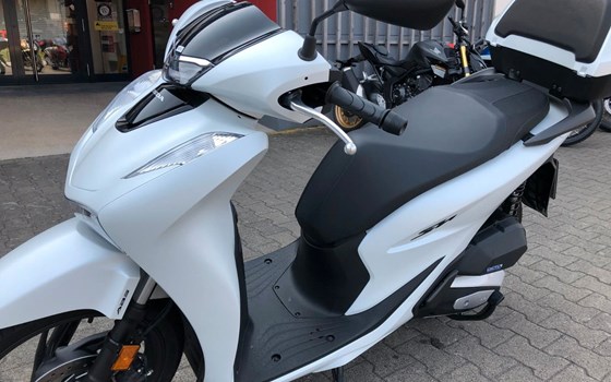 Gebrauchtmotorrad Honda SH125i - Bild 2