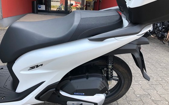 Gebrauchtmotorrad Honda SH125i - Bild 5