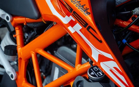 Gebrauchtmotorrad KTM 390 Duke - Bild 5 Gebrauchtmotorrad KTM 390 Duke - Bild 5