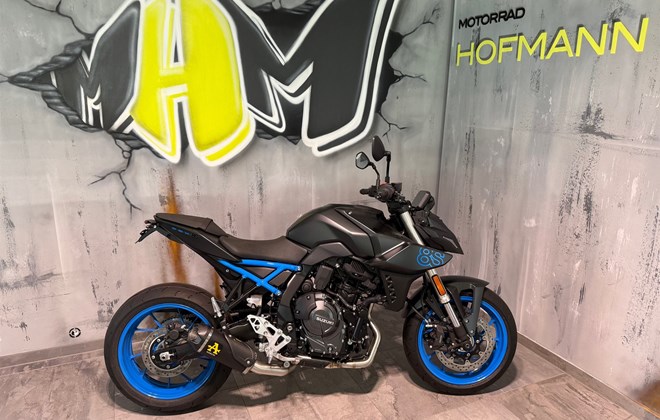 Suzuki GSX-8S