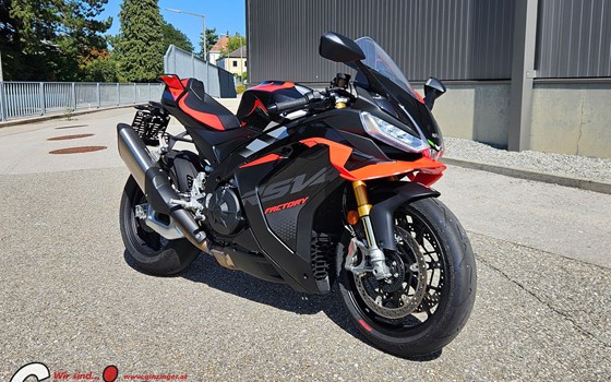 Gebrauchtmotorrad Aprilia RSV 4 Factory - Bild 19 Gebrauchtmotorrad Aprilia RSV 4 Factory - Bild 19