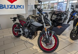 Neumotorrad Suzuki GSX-8S