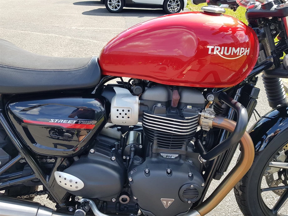 Angebot Triumph Street Twin Bild 7: Angebot Triumph Street Twin
