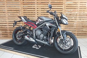 Angebot Triumph Street Triple 765 RS