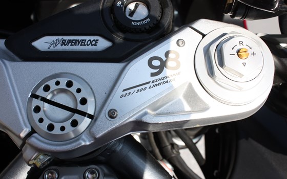 Gebrauchtmotorrad MV Agusta Superveloce 98 - Bild 14