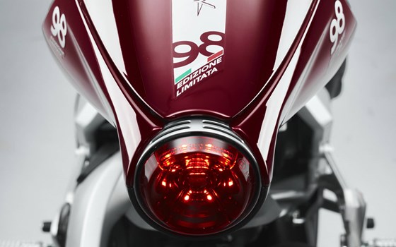 Gebrauchtmotorrad MV Agusta Superveloce 98 - Bild 18