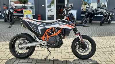 690 SMC R