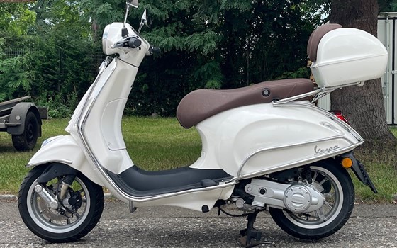 Gebrauchtmotorrad Vespa Primavera 50 4T - Bild 1 Gebrauchtmotorrad Vespa Primavera 50 4T - Bild 1
