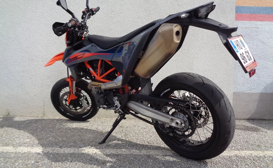 Angebot KTM 690 SMC R Bild 7: Angebot KTM 690 SMC R
