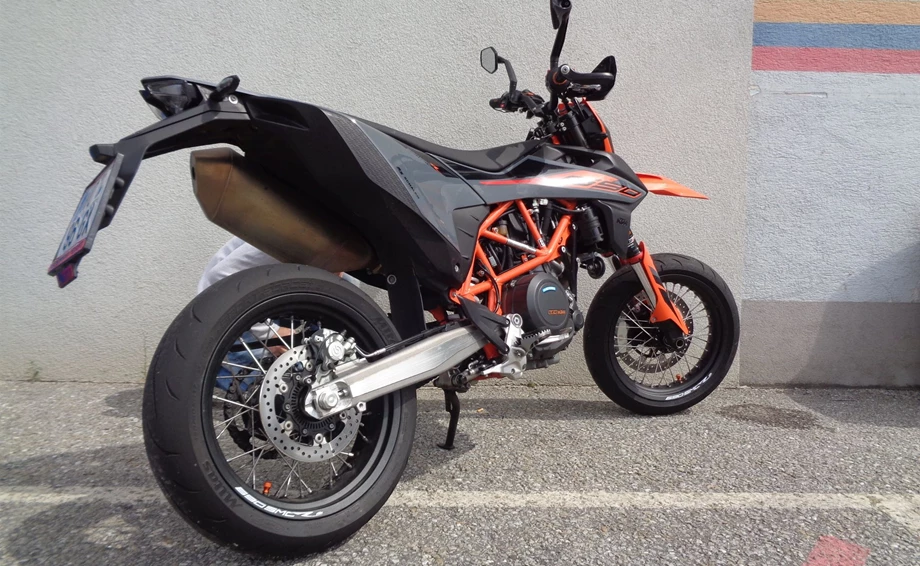 Angebot KTM 690 SMC R Bild 6: Angebot KTM 690 SMC R