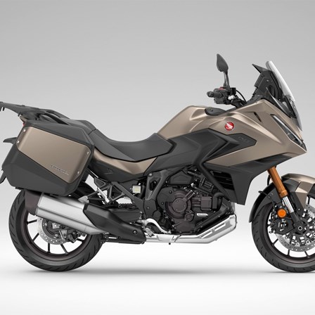 Honda NT1100 DCT Electronic Suspension