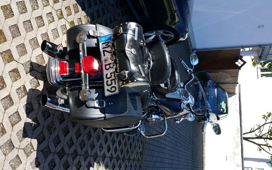 Gebrauchtmotorrad Harley-Davidson Road King Classic FLHRC - Bild 2