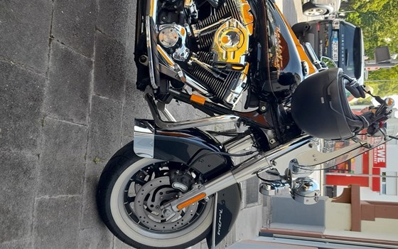 Gebrauchtmotorrad Harley-Davidson Road King Classic FLHRC - Bild 7