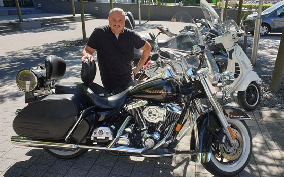 Gebrauchtmotorrad Harley-Davidson Road King Classic FLHRC - Bild 9